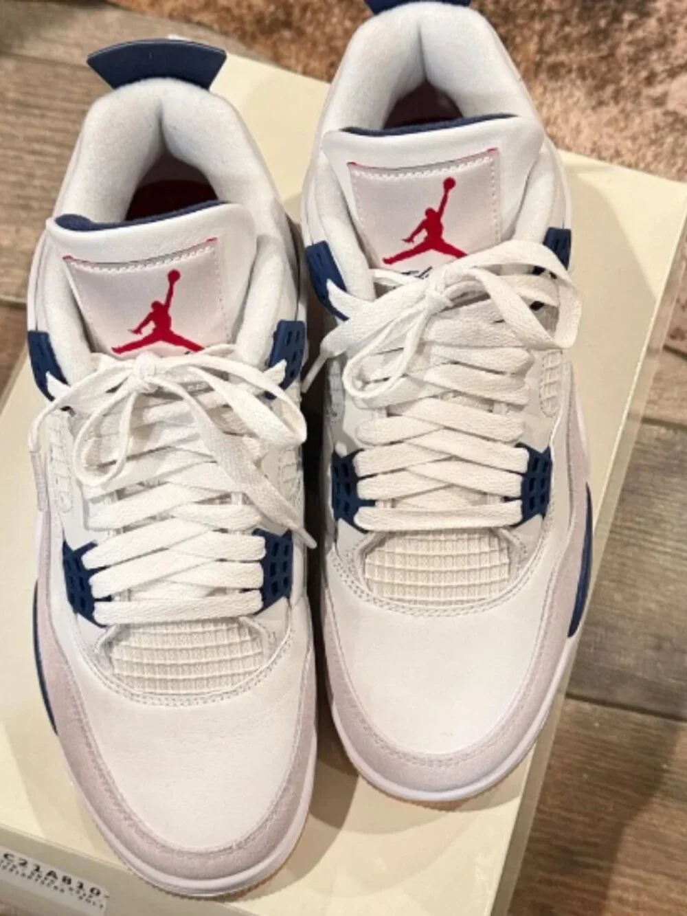 Nike SB x Air Jordan 4 Retro SP “Navy”
